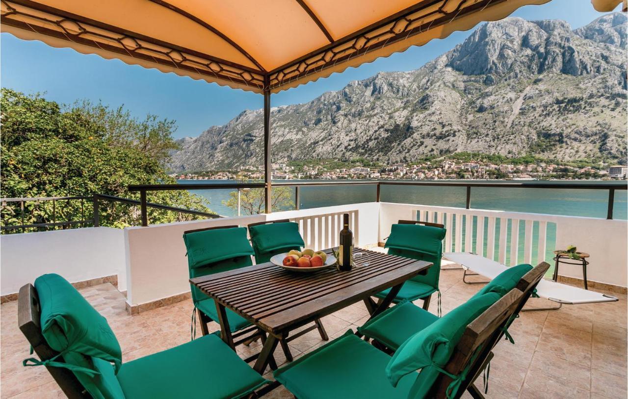 Lovely Home In Kotor With Wifi Buitenkant foto